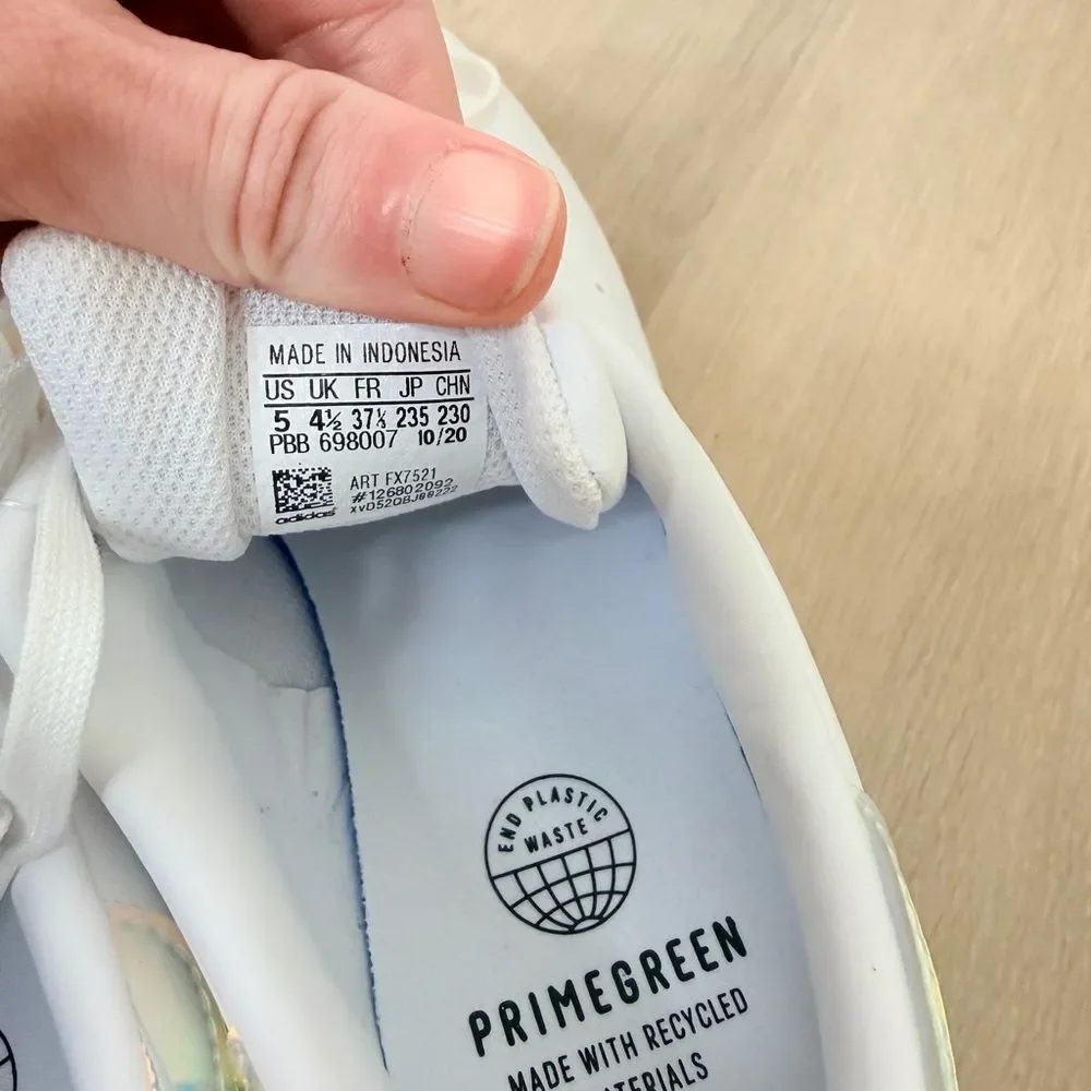 NWT ✨ ADIDAS X Stan Smith Iridescent White Sneakers Womens 5, Kid 3.5/4